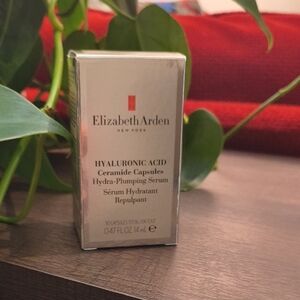 Elizabeth Arden Hyaluronic Acid Hydra-Plumping Ceramide Capsules 30cps NWT